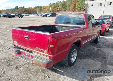 2001 Chevrolet S-10 Ls из США, поврежденный, VIN 1GCCS195418185457